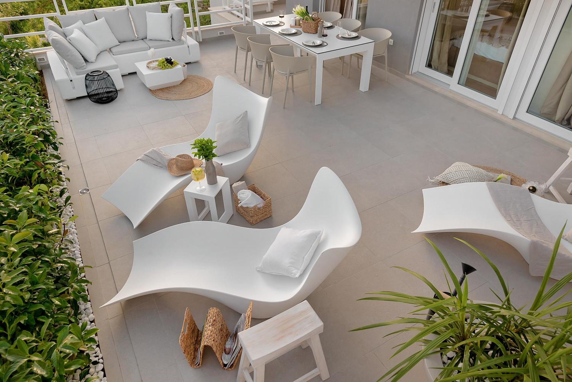 The Pleasurist - Apartment With Private Heated Pool And Terrace Split Bagian luar foto