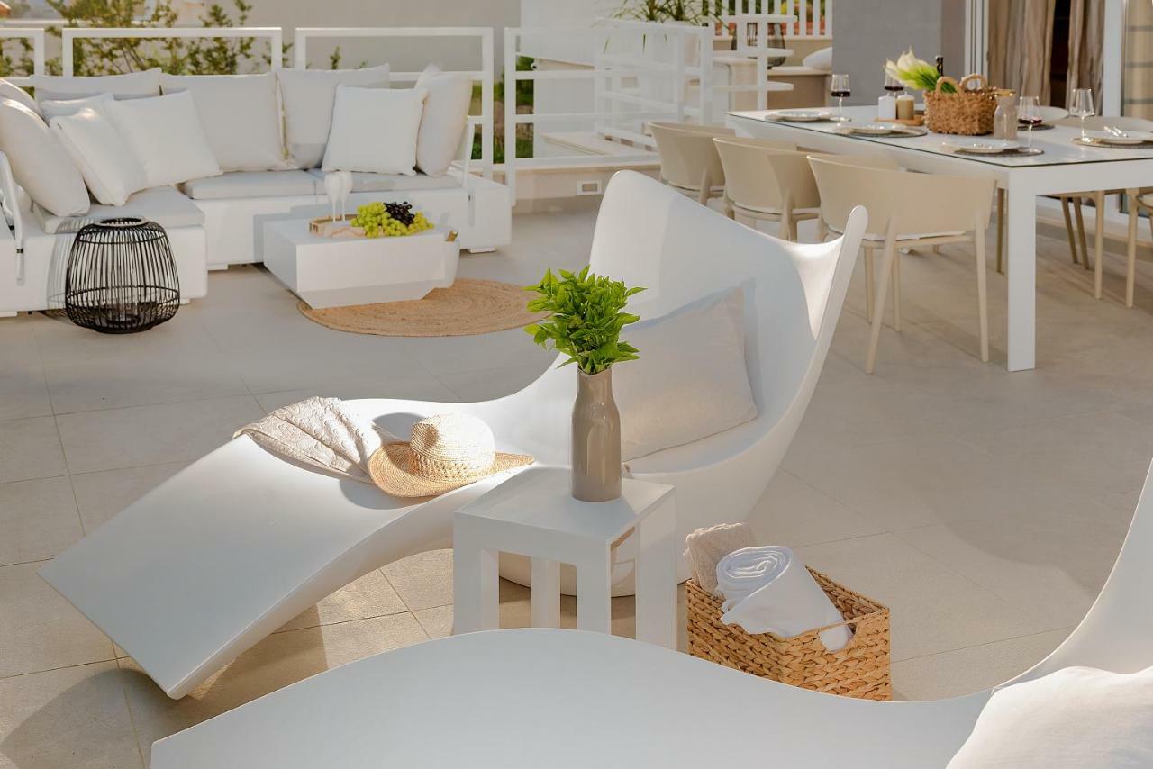 The Pleasurist - Apartment With Private Heated Pool And Terrace Split Bagian luar foto