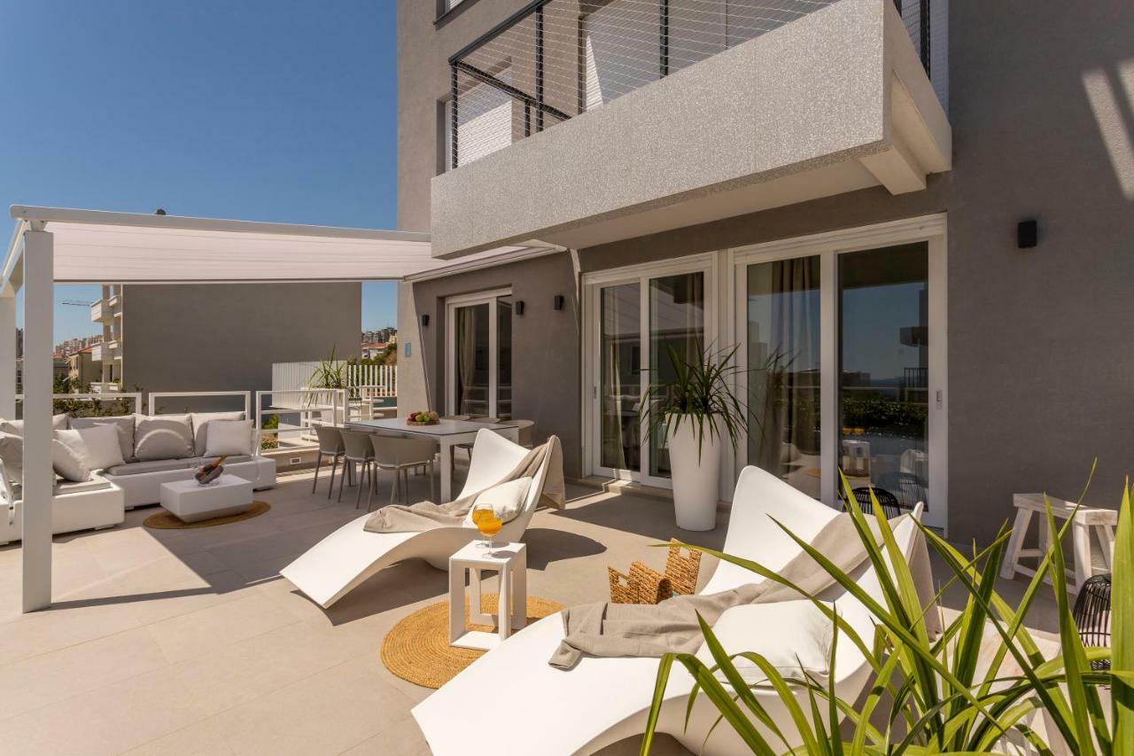 The Pleasurist - Apartment With Private Heated Pool And Terrace Split Bagian luar foto